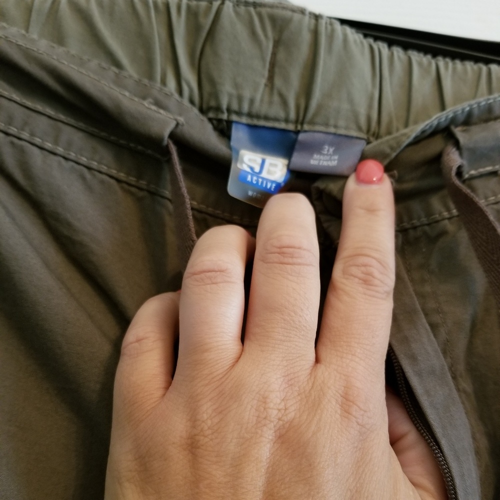 Olive brown capri pants